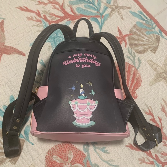 Disney Loungefly Alice in Wonderland Leather Character Backpack - Picture 6 of 11